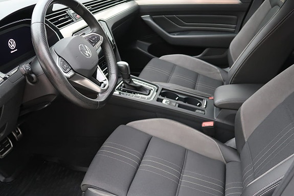 Volkswagen Passat Alltrack 4 of 13