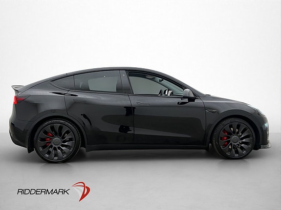 Tesla Model Y 5 of 27