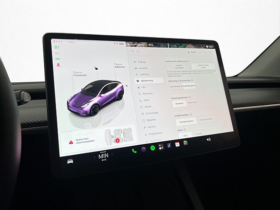Tesla Model Y 18 of 27