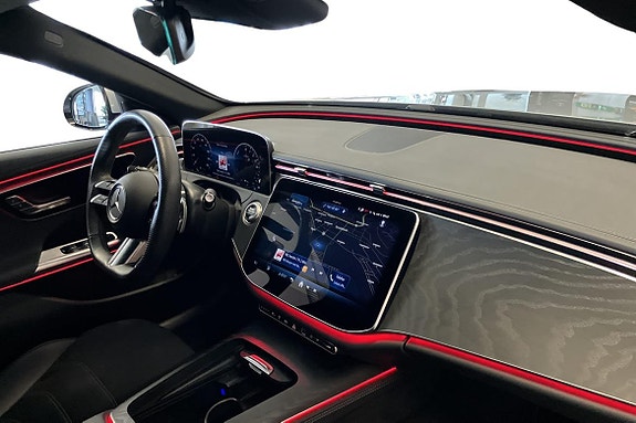 Mercedes-Benz E300 de 9 of 22