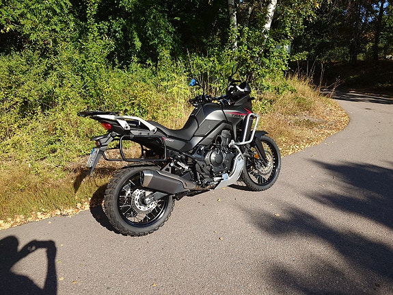 Honda XL750 2 of 9