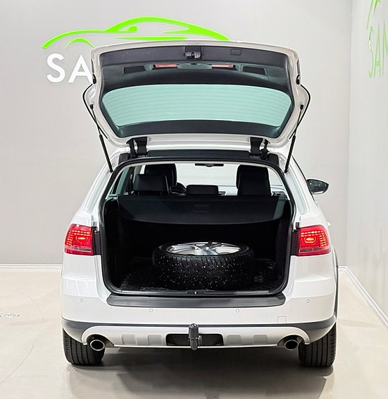 Volkswagen Passat Alltrack 19 of 20