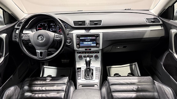 Volkswagen Passat Alltrack 12 of 20