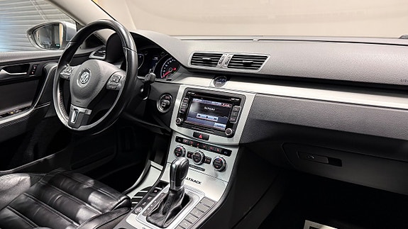 Volkswagen Passat Alltrack 13 of 20