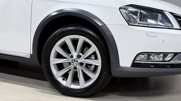 Volkswagen Passat Alltrack 9 of 20