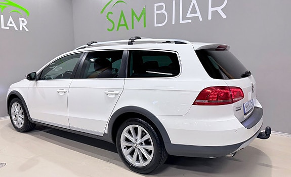 Volkswagen Passat Alltrack 8 of 20