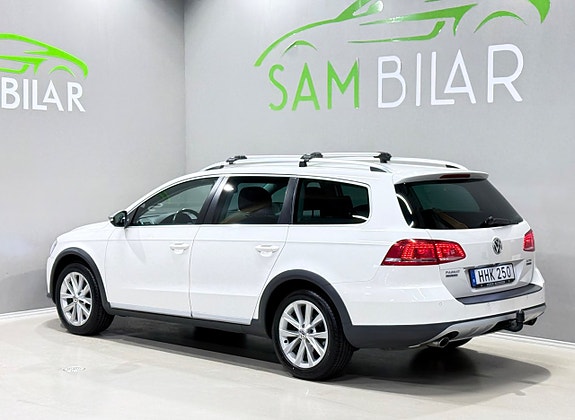 Volkswagen Passat Alltrack 5 of 20