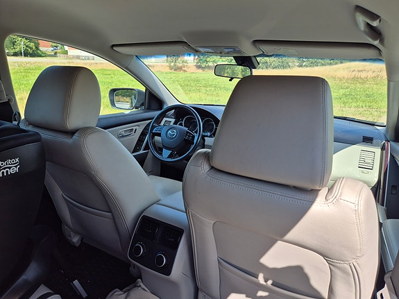 Mazda CX-9 8 of 8