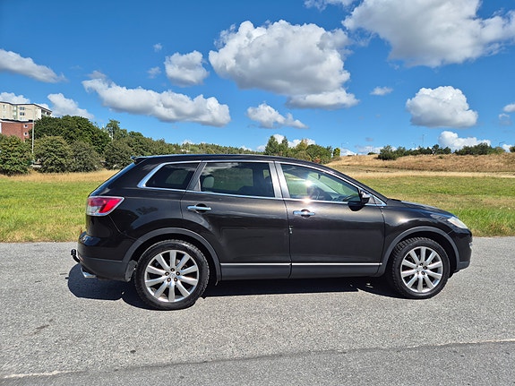 Mazda CX-9 2 of 8