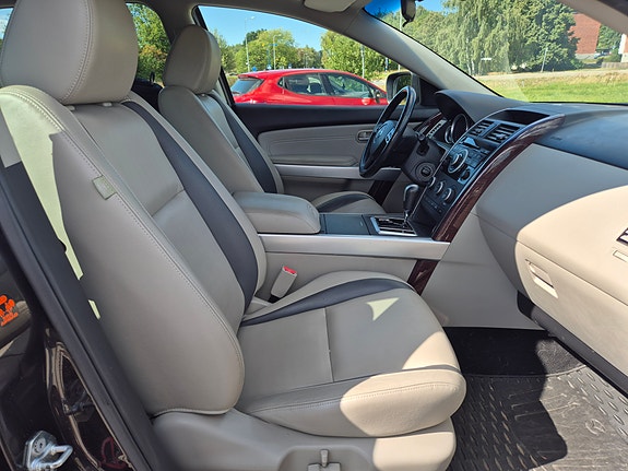 Mazda CX-9 6 of 8