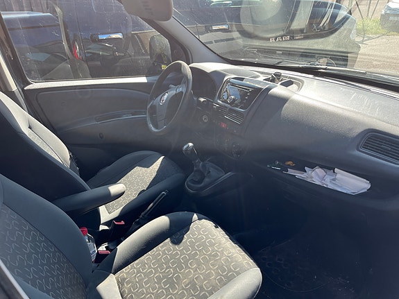 Fiat Doblo 2 of 4