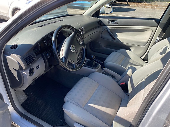 Volkswagen Passat 6 of 8