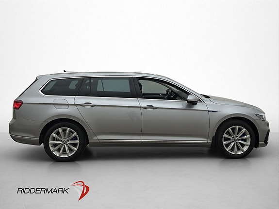 Volkswagen Passat 6 of 30