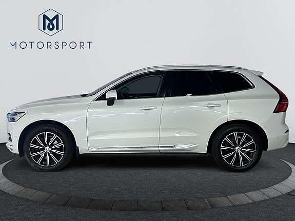 Volvo XC60 2 of 23