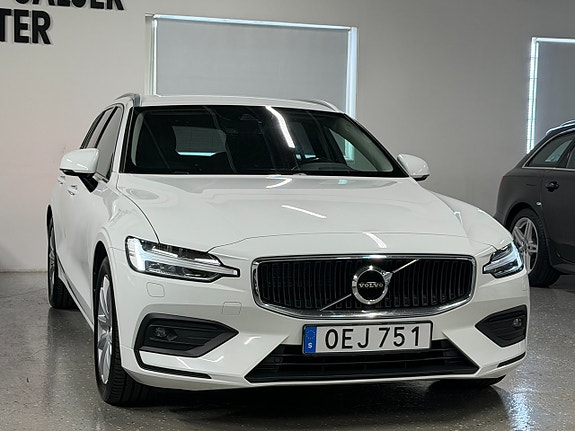 Volvo V60 4 of 28