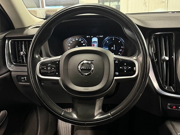Volvo V60 15 of 28
