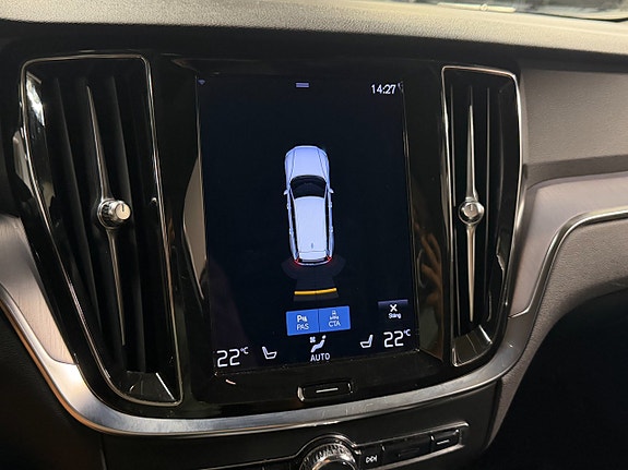 Volvo V60 21 of 28