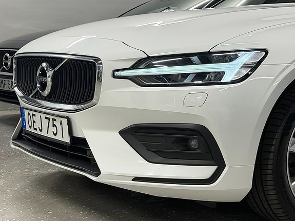 Volvo V60 5 of 28