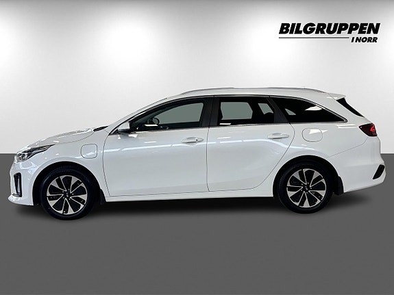 Kia Ceed 4 of 16