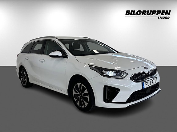 Kia Ceed 3 of 16