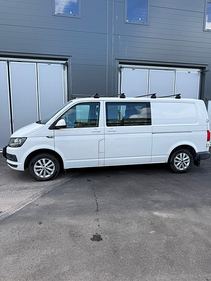 Volkswagen Transporter 2 of 10