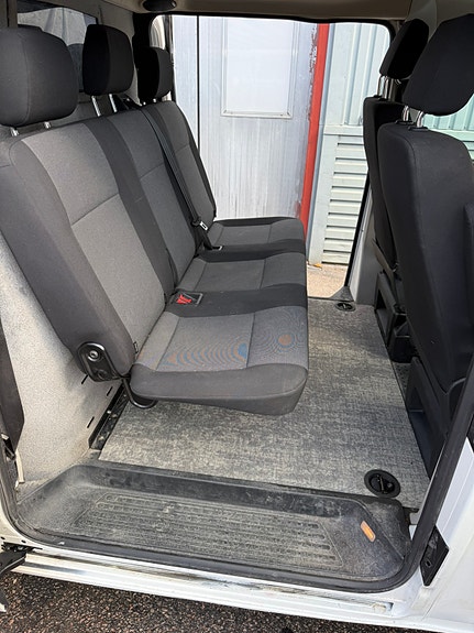Volkswagen Transporter 4 of 10