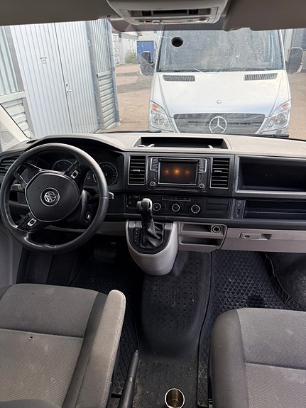 Volkswagen Transporter 5 of 10