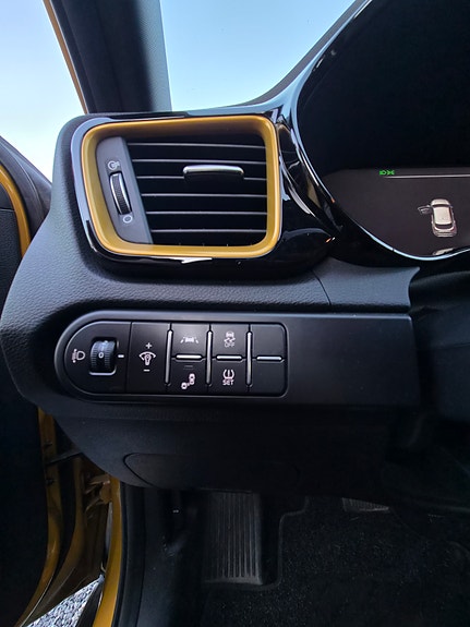 Kia XCeed 12 of 15