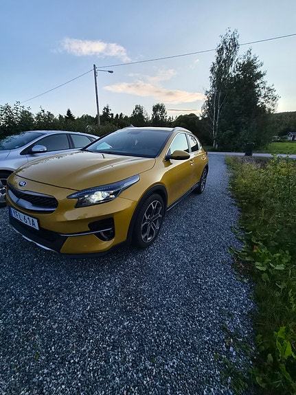 Kia XCeed 2 of 15