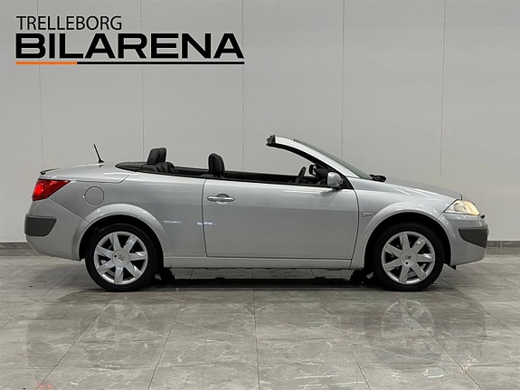 Renault Megane 5 of 23
