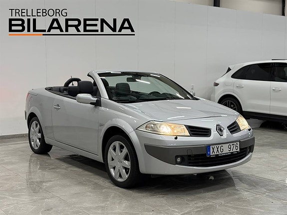 Renault Megane 2 of 23