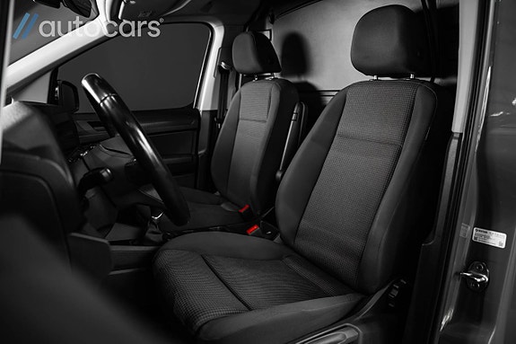Volkswagen Caddy 30 of 30