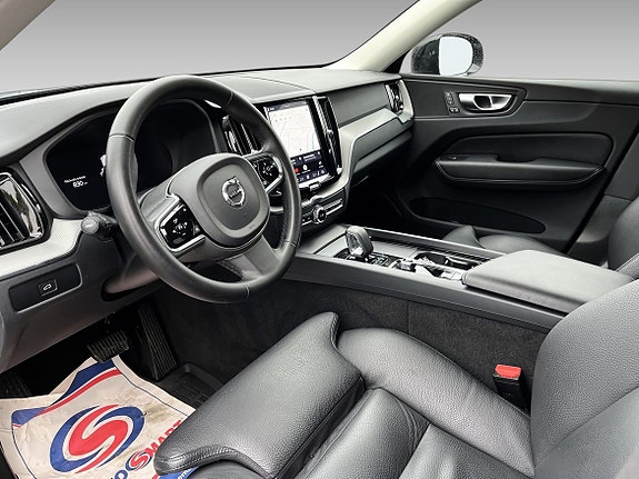 Volvo XC60 10 of 18