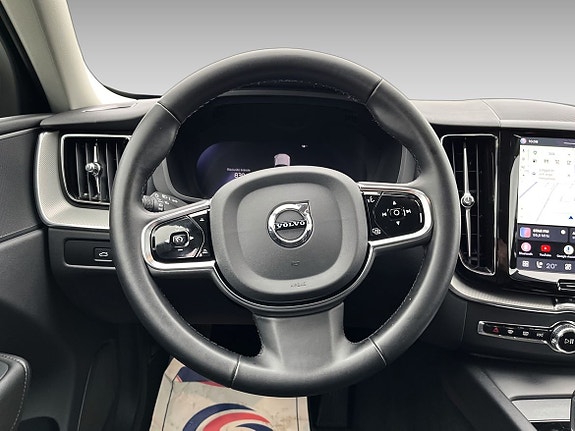 Volvo XC60 14 of 18