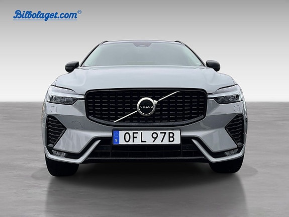 Volvo XC60 2 of 18