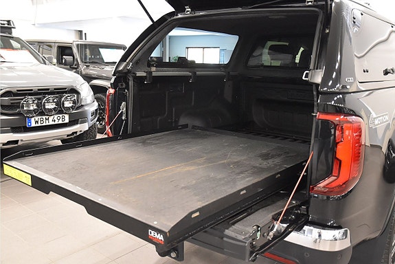 Volkswagen Amarok 25 of 26