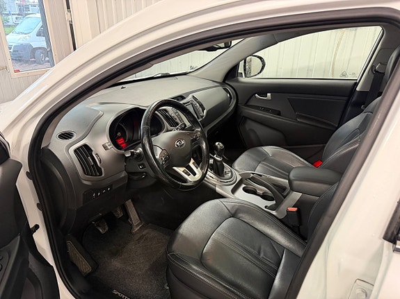 Kia Sportage 5 of 8