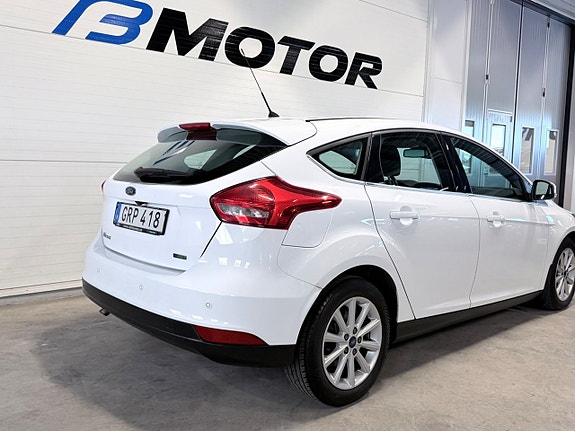 Ford Focus 7 of 14