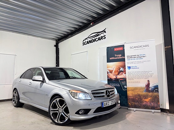 Mercedes-Benz C350 2 of 30