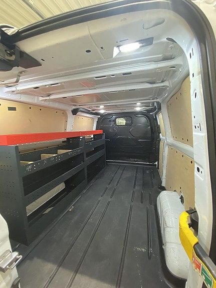 Ford Transit Custom 6 of 10