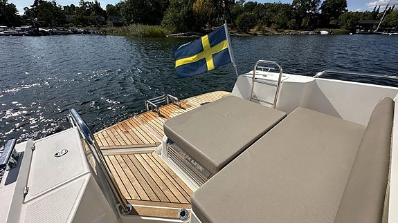 Nimbus C9 - 2019 - Volvo Penta V8-350 21 of 27