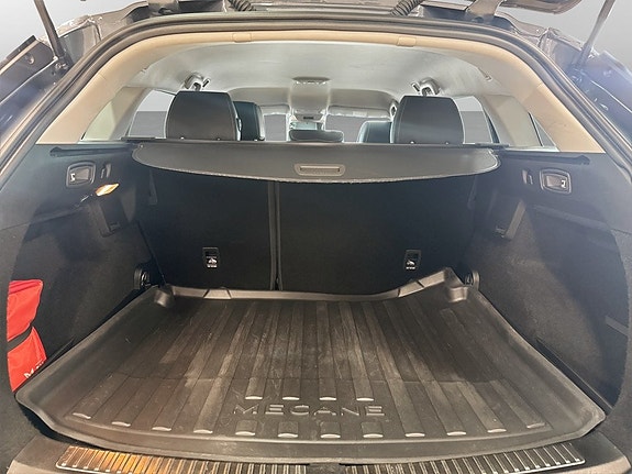 Renault Megane 15 of 15