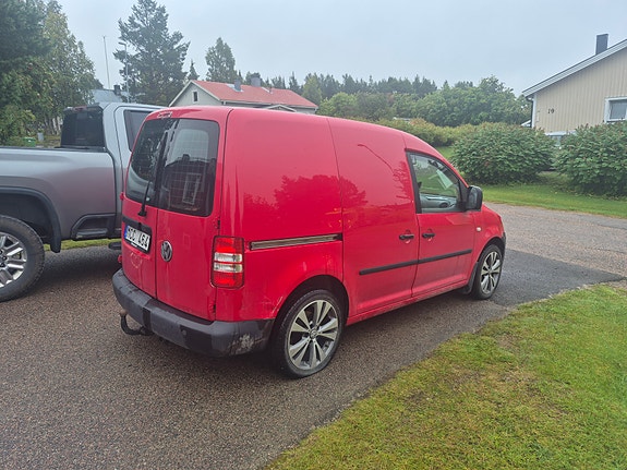 Volkswagen Caddy 2 of 2