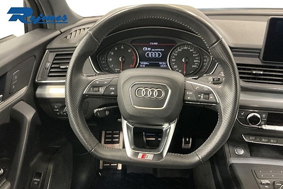 Audi Q5 8 of 17