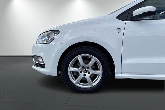 Volkswagen Polo 11 of 27