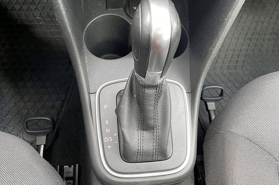 Volkswagen Polo 24 of 27
