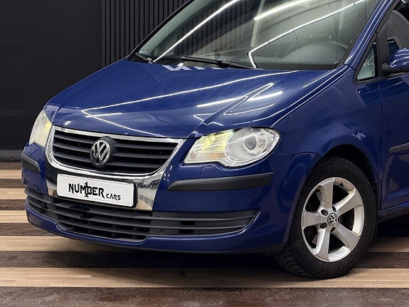 Volkswagen Touran 3 of 25