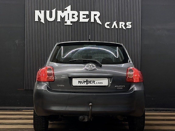 Toyota Auris 9 of 27