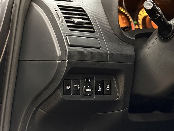 Toyota Auris 27 of 27