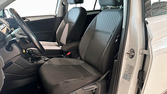 Volkswagen Tiguan 8 of 13